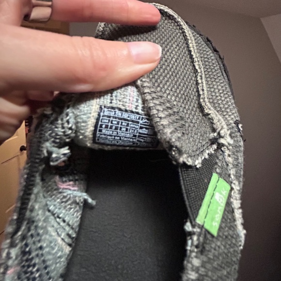 Sanuk boys slip on shoes - Picture 3 of 3